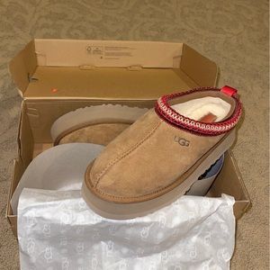 Women’s Tazz Ugg slip ons